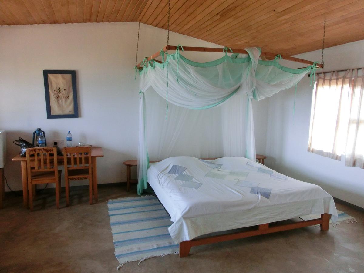 Matema Lake Shore Resort Exterior photo