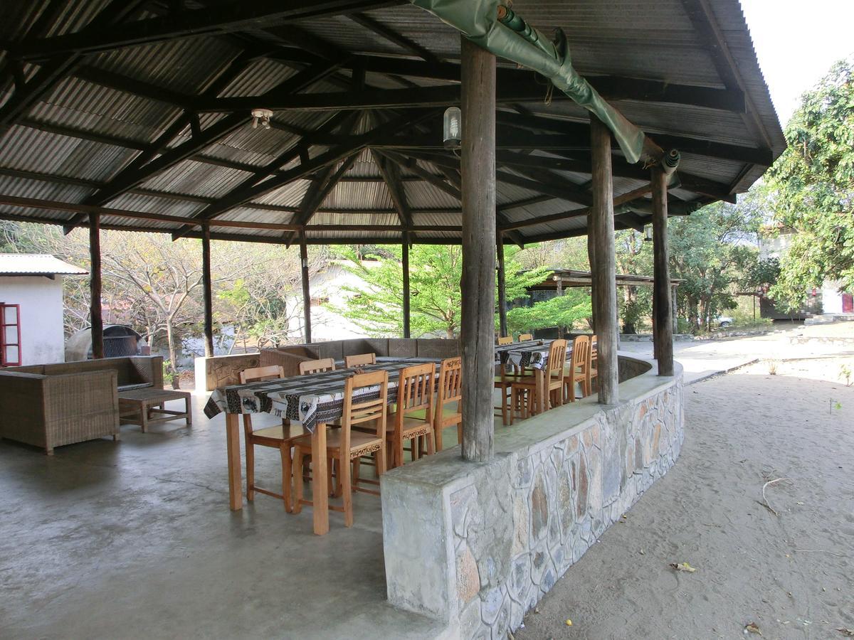 Matema Lake Shore Resort Exterior photo